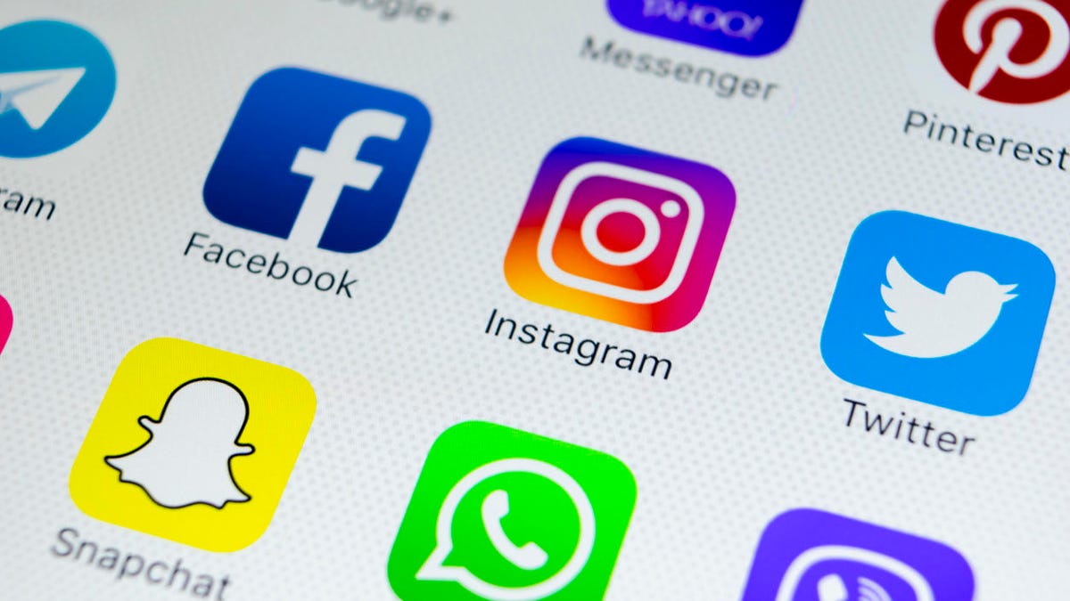 What is a good alternate to Facebook? Discover top social networks for a better online life.